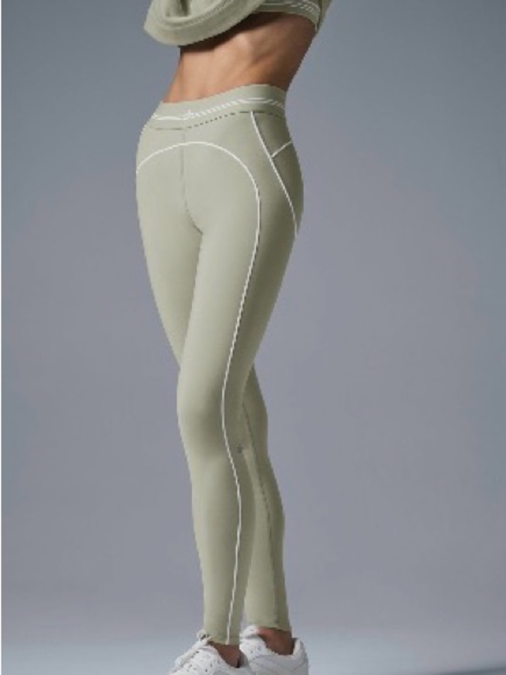 Alo AirbrushHigh- Waist Heart Throb Legging - Limestone / White